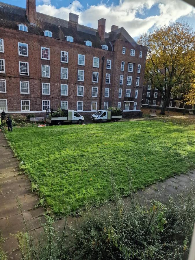 Waterloo - Zone 1 - Spacious One Bedroom Flat Londra Dış mekan fotoğraf